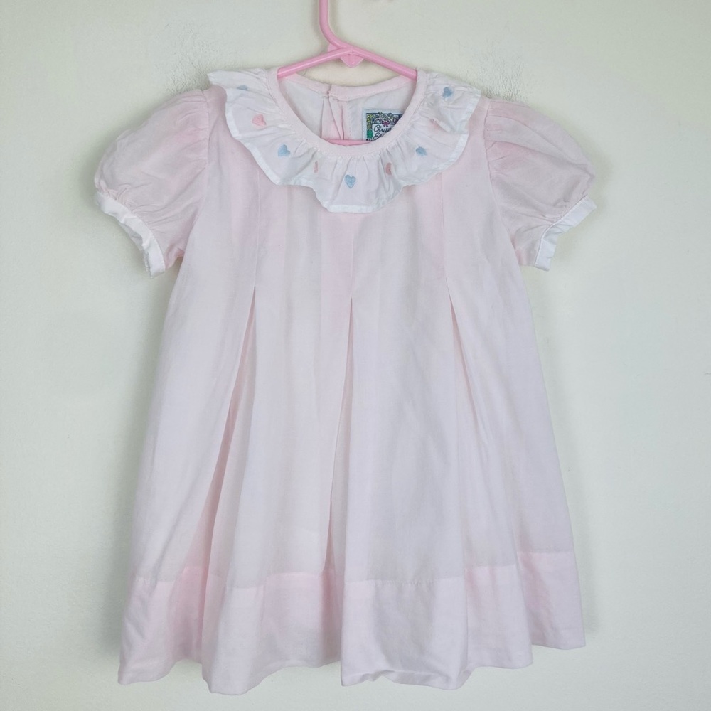 Christian Elizabeth & Co. pale pink dress w/pastel heart embroidered collar. 2T